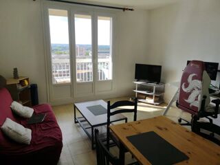  Appartement à louer 2 pièces 45 m²