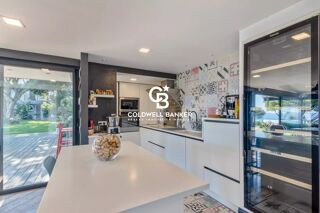 Maison � vendre 13 pi�ces 317 m�