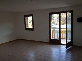  Appartement à louer 3 pièces 65 m²