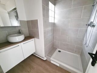  Immeuble � vendre 11 pi�ces 211 m�