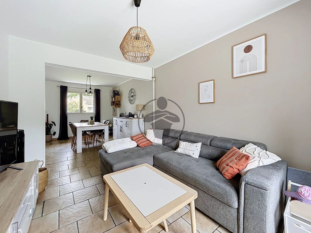 Vente Maison Rare sur le secteur : maison individuelle, 3 chambres, terrain d Francilly-selency
