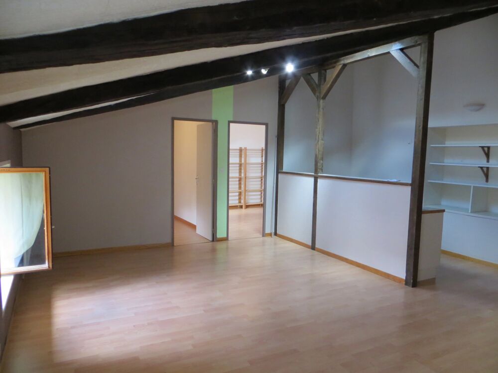APPARTEMENT LUMINEUX À BAGNOLS-SUR-CÈZE