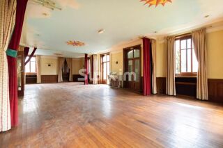  Immeuble à vendre 15 + pièces 1600 m²