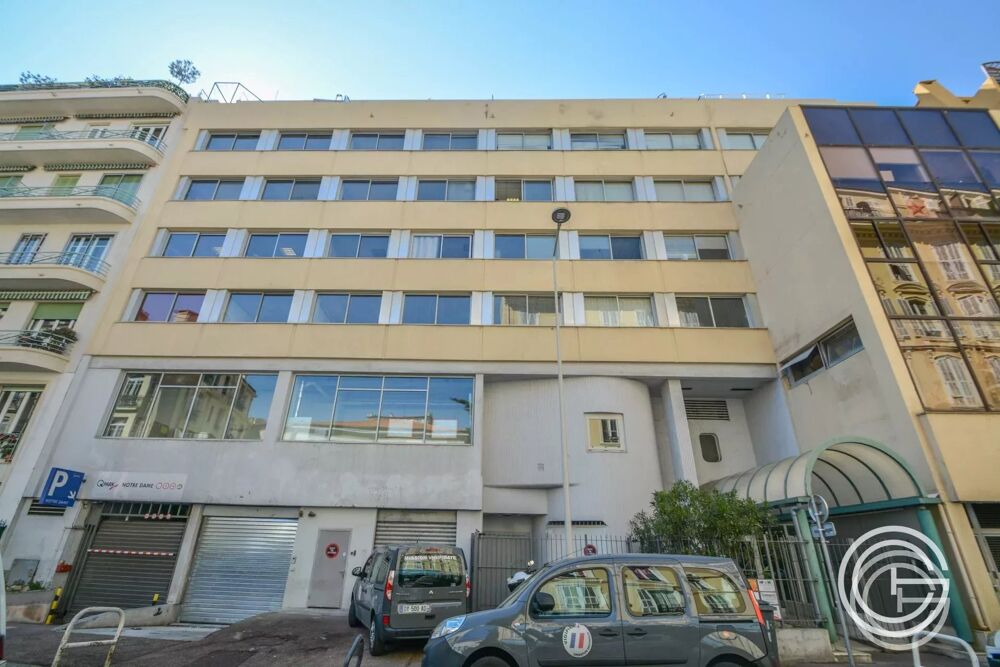   BUREAU 20M² - 31 RUE DE PARIS - PROCHE JEAN MEDECIN Nice