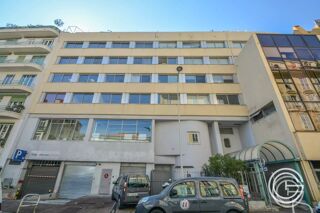   BUREAU 20M² - 31 RUE DE PARIS - PROCHE JEAN MEDECIN Nice