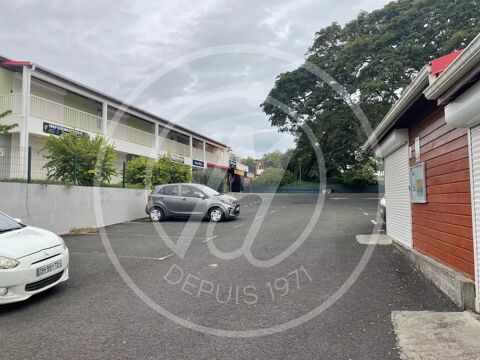 Local commercial 792 97180 Sainte-anne