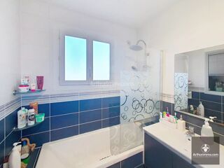  Maison  vendre 7 pices 310 m
