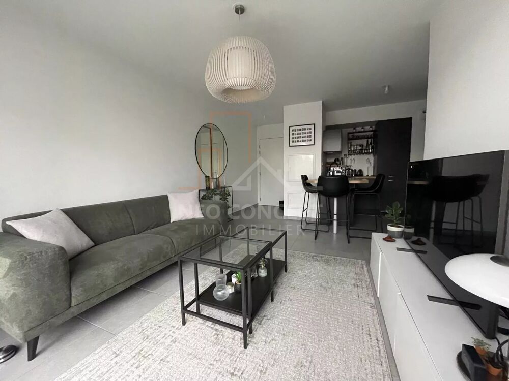 Location Appartement Beau 2 pièces d'environ 40 m2 habitables avec deux parkings et t Gries