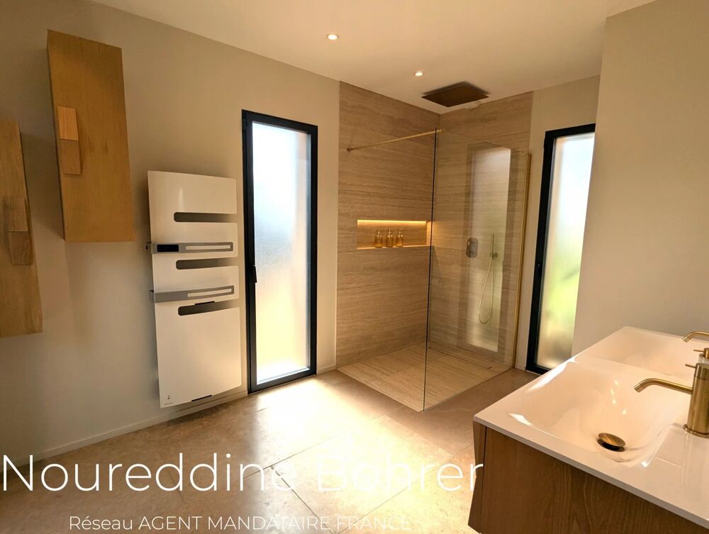 � vendre  Villa Grimaud (83310)