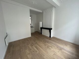 Location Appartement Studio rénové en centre ville Saint-omer