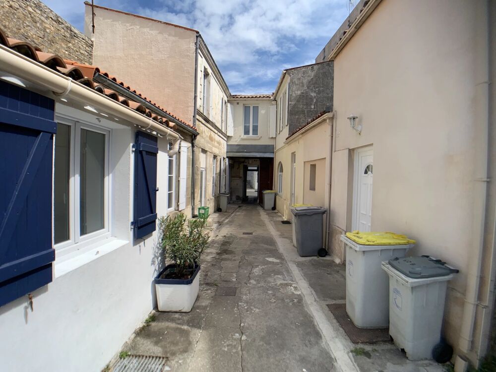 À Vendre : Ensemble de 2 Appartements Proche Centre de Rochefort