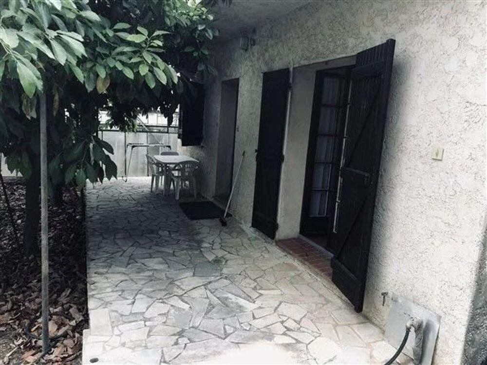 Location Maison F1 de 30m² avec cave Antibes