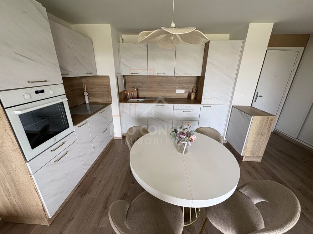 Location Appartement Beau 2 pièces de 43m2 habitables avec terrasse et parking sis Ho Hœnheim