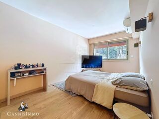  Appartement � vendre 4 pi�ces 110 m� Cannes