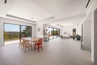  Villa à vendre 8 pièces 312 m²