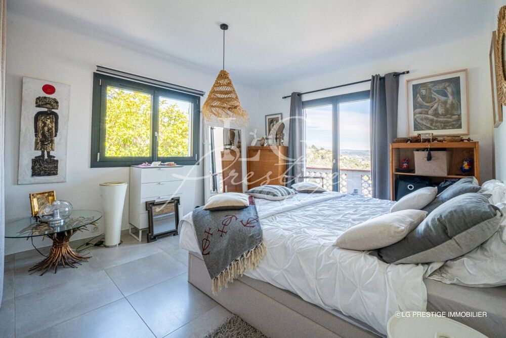 � vendre  Villa Mandelieu-la-Napoule (06210)