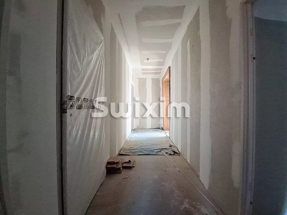 � vendre  Maison Valserh�ne (01200)