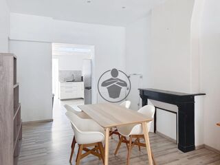  Immeuble à vendre 5 pièces 140 m²