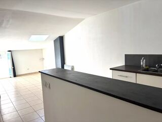  Appartement à louer 3 pièces 42 m²