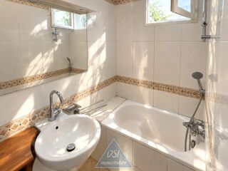 Vente Appartement EXCLUSIVITÉ D.S.I. – VILLEURBANNE – MÉTRO CUSSET – T3 DE 73 m² É Villeurbanne