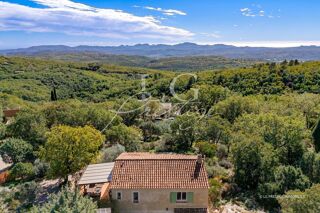 Vente Maison Vue panoramique, au calme absolu. Fayence