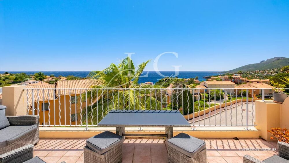 Exclusivité : Appartement-villa avec vue mer panoramique à Théou