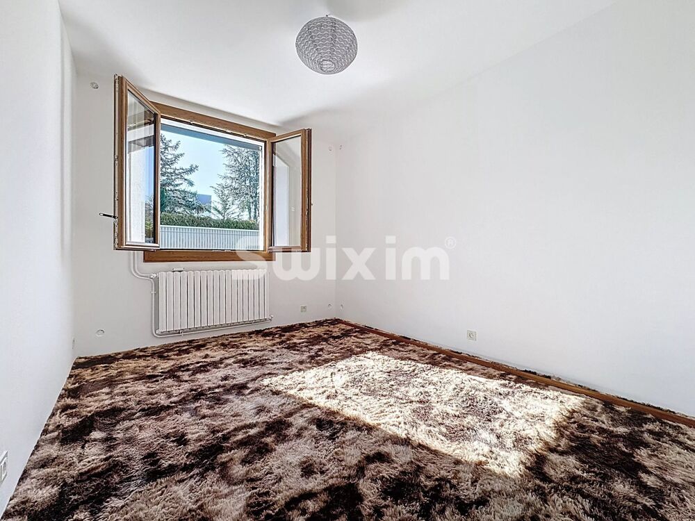 � vendre  Maison Divonne-les-Bains (01220)