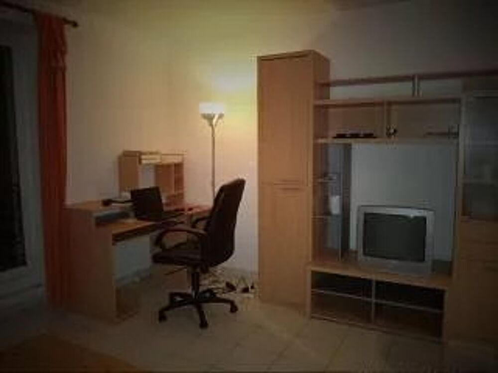 Location Appartement Deux pièces de 37m² situé en plein centre ville de Nice Nice