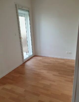 Appartement à louer 1 pièce 32 m²