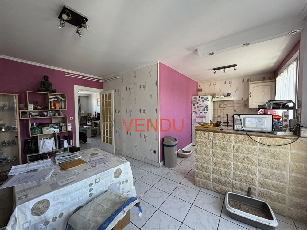 Appartement T4 avec balcon, Saint-Priest-en-Jarez
