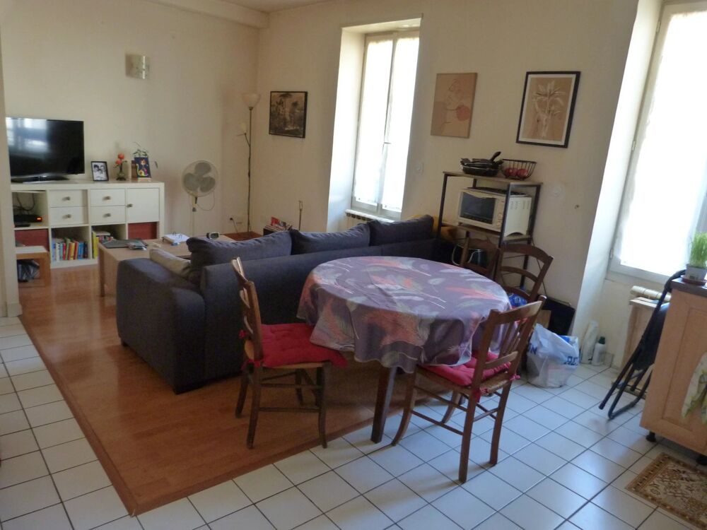 Vente Appartement Appartment T.3 - 2 Chambres - Avec locataire - Parking Vierzon