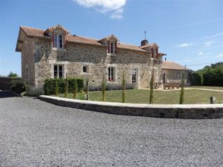  Villa  vendre 15 + pices 552 m