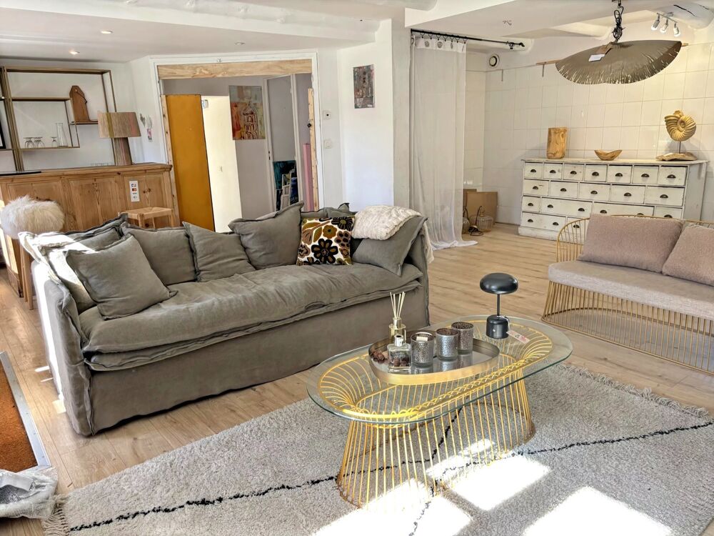 Vente Maison EXCLUSIVITÉ – FERME EN PIERRES AVEC DÉPENDANCE ET VUE IMPRENABLE Beaux