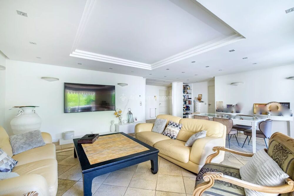 Très beau T6 familial de 136 m²  Villeurbanne Gratte-Ciel
