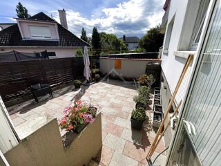  Appartement � louer 4 pi�ces 98 m�