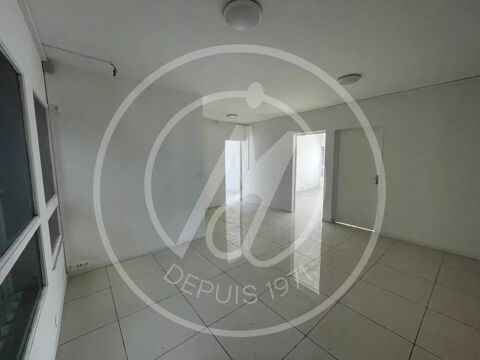   À louer  Local commercial à louer 850 euros HT/mois 