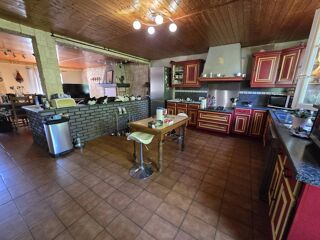  Maison  vendre 6 pices 164 m
