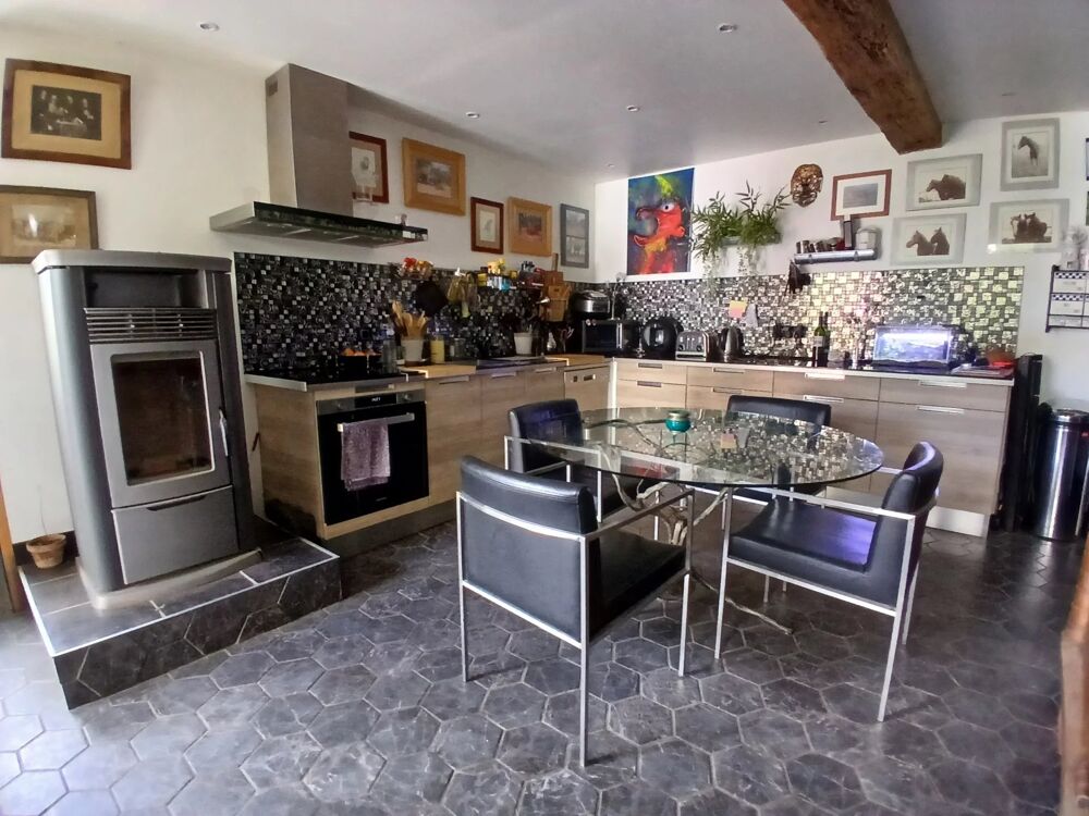 Maison spacieuse de 5 chambres à La Machine