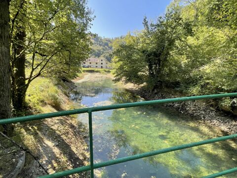   SECTEUR BAUME LES DAMES-Propri�t� de caract�re avec 9 chambres e Maison - 15 + pi�ce(s) - 518 m�