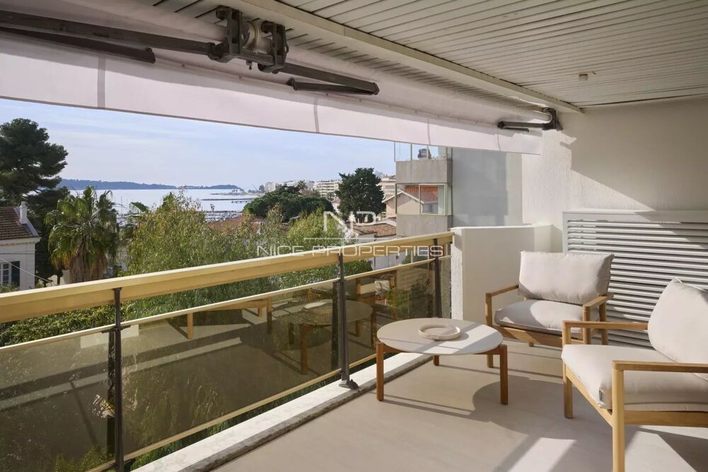 Vente Appartement CANNES, quartier Palm Beach, APPARTEMENT 4 PIÈCES Cannes
