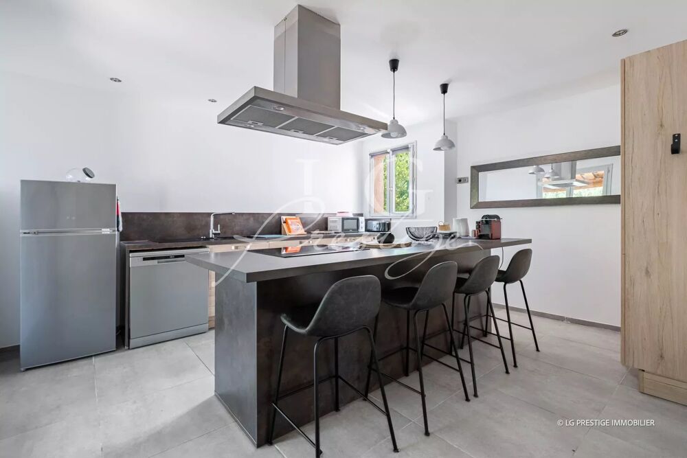 � vendre  Villa Montauroux (83440)