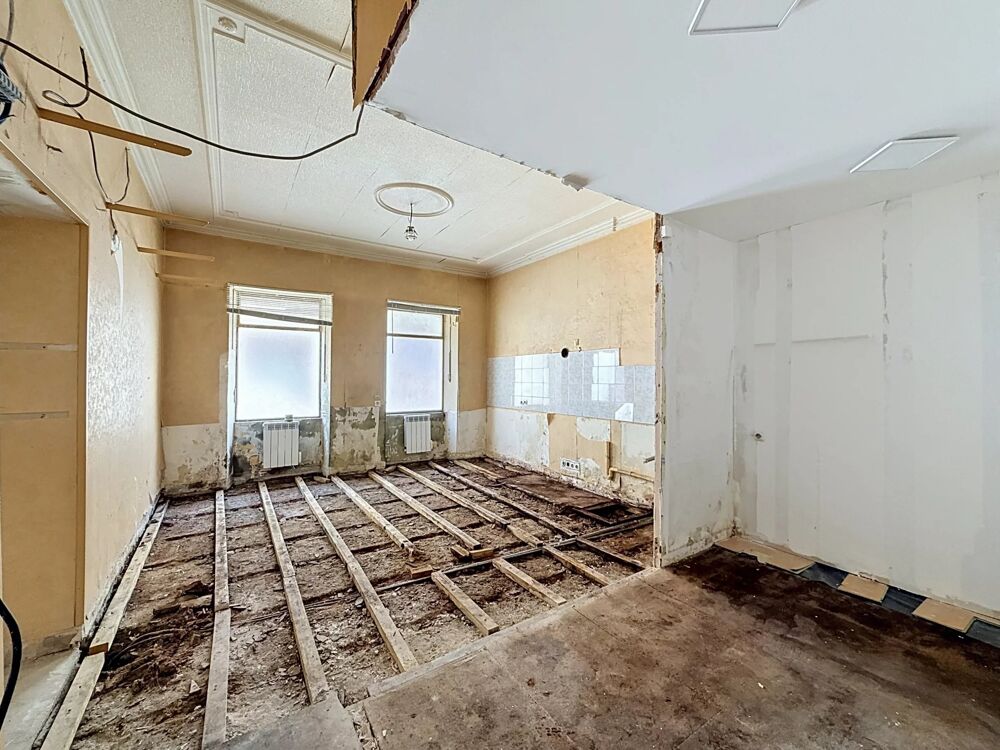   À VENDRE – Plateau professionnel 28 m² à rénover Hyper-centre de 