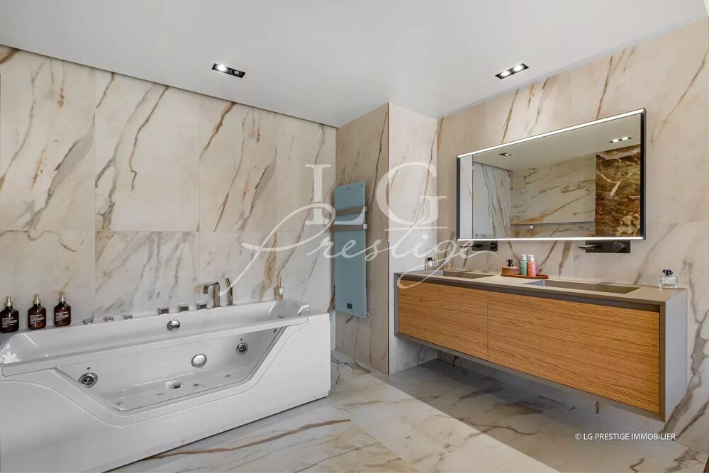 � vendre  Appartement Mandelieu-la-Napoule (06210)