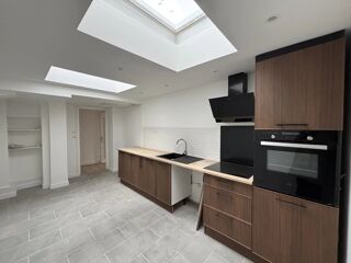  Appartement � louer 4 pi�ces 126 m�