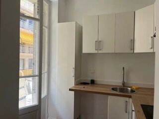  Appartement à louer 1 pièce 31 m²