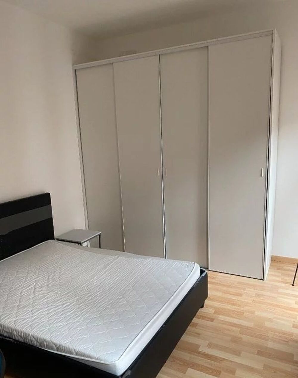 T2 MEUBLE HYPER CENTRE