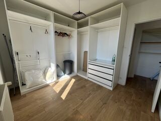  Appartement à louer 3 pièces 64 m²
