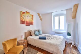  Appartement à louer 3 pièces 85 m²