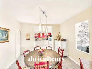  Maison � vendre 8 pi�ces 242 m�