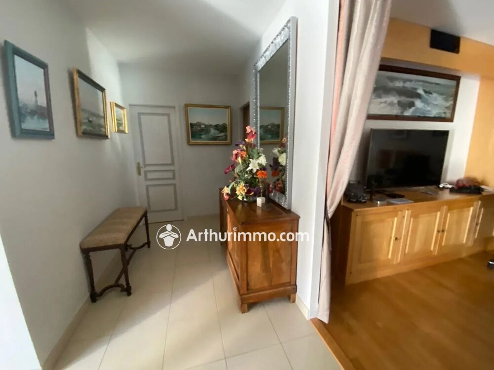 Vente Maison Belle maison de 191 m² avec piscine à Aulnay Aulnay